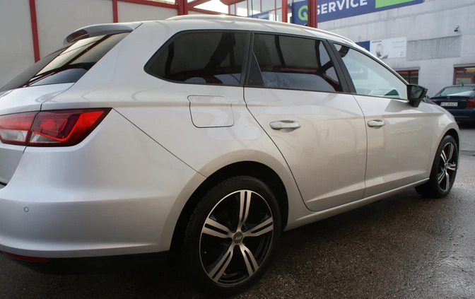 Seat Leon cena 38500 przebieg: 190000, rok produkcji 2015 z Poznań małe 529